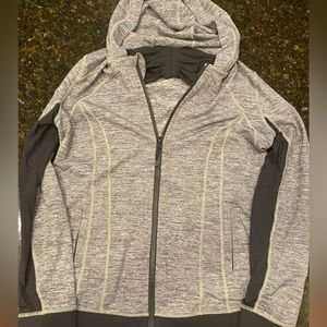 Lululemon zip up stretch fabric jogger attire workout attire women’s 6